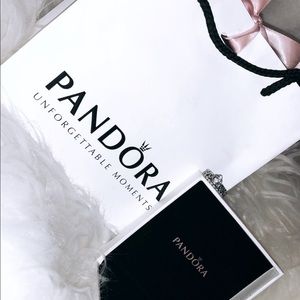 🖤PANDORA🖤 CROWN RING